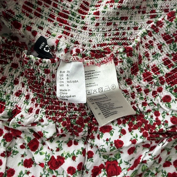 Floral Design Red and Green Shorts - Picture 3 of 5